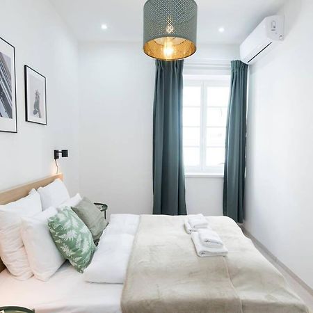Trendy Central Apartment At Castle Budapest Luaran gambar