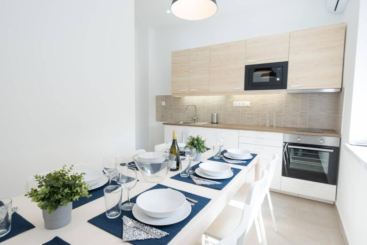 Trendy Central Apartment At Castle Budapest Luaran gambar