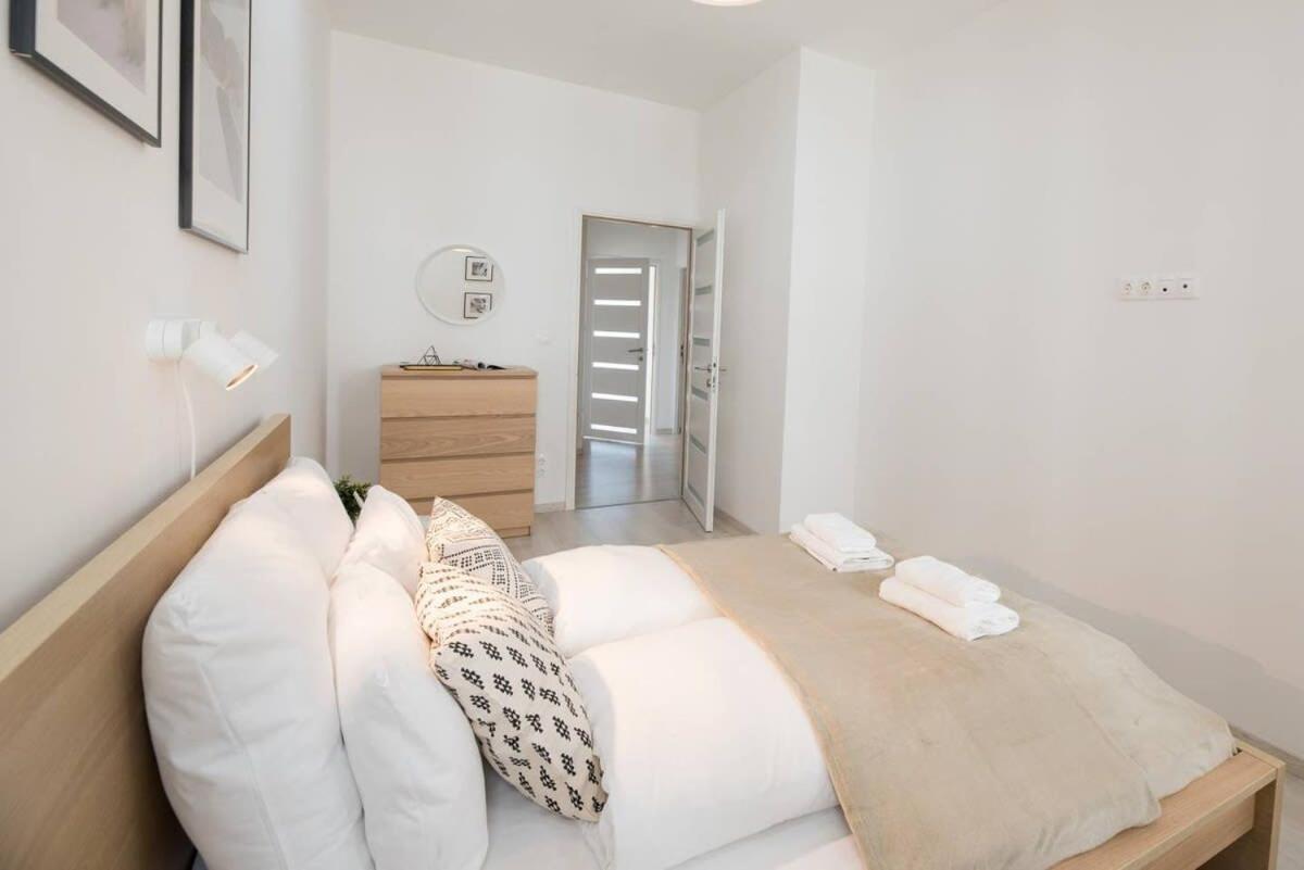 Trendy Central Apartment At Castle Budapest Luaran gambar
