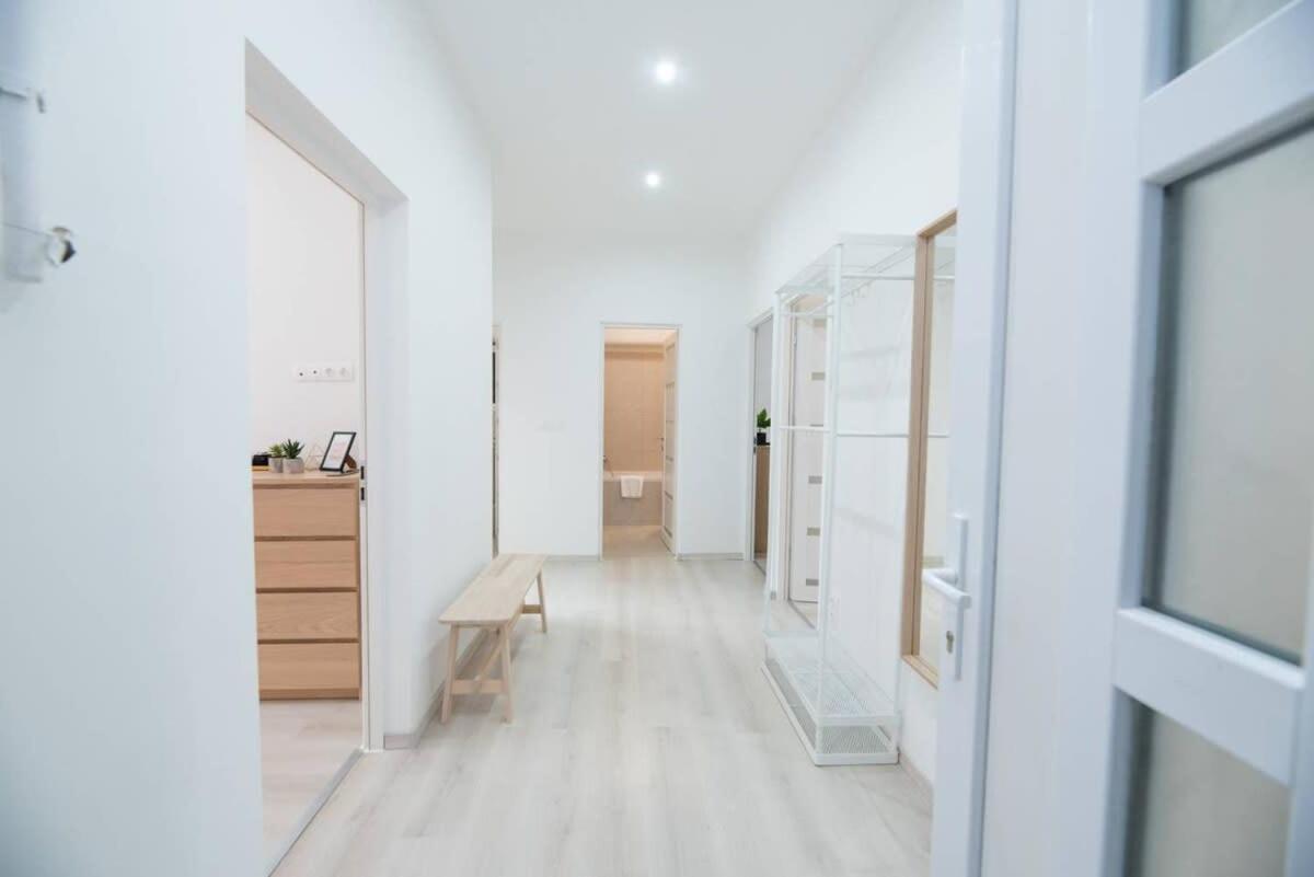 Trendy Central Apartment At Castle Budapest Luaran gambar